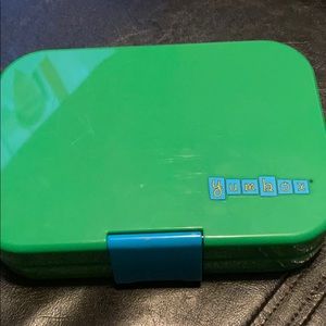 Kids yum box lunch box never used